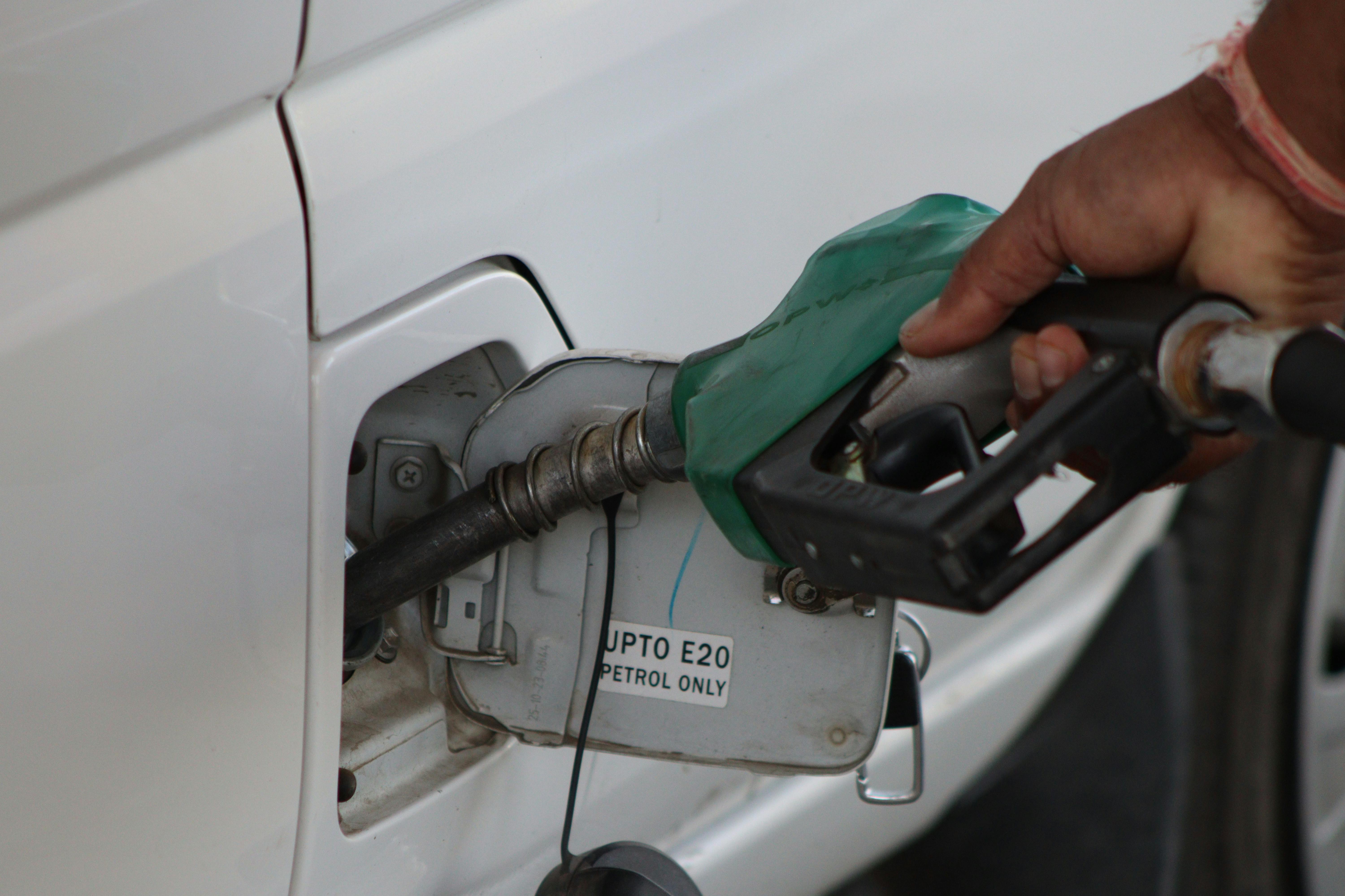 Petrol in diesel car roadside assistance and mobile fuel drain help