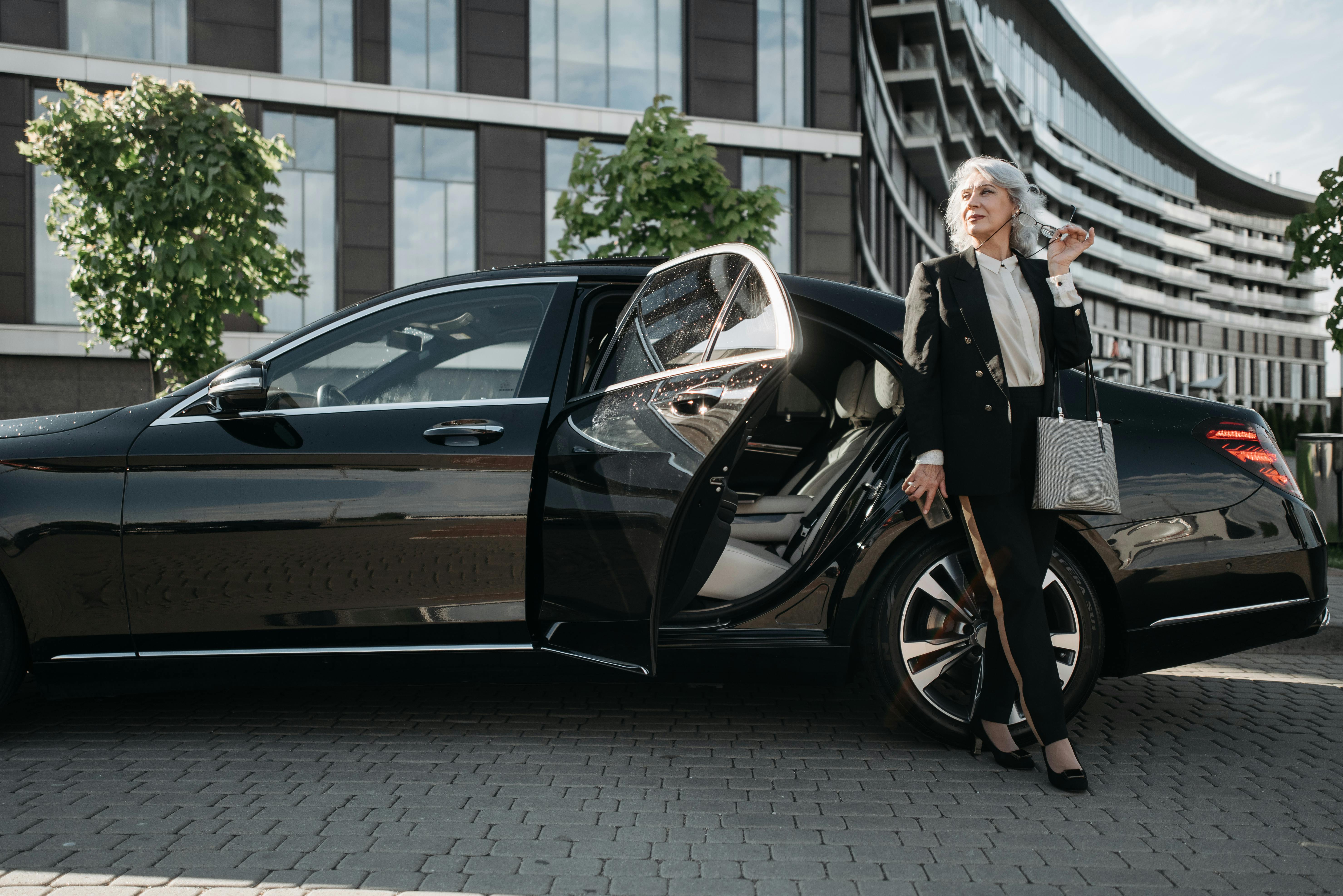 Car Service from Vancouver to Seattle: Affordable Car Service from Vancouver to Seattle with Luxury Vehicles